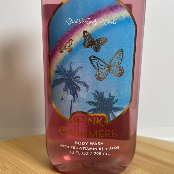 Bath & Body Works Pink Cashmere Body Wash 10 oz Pro Vitamin B5 Aloe Skin Care - Picture 2 of 5